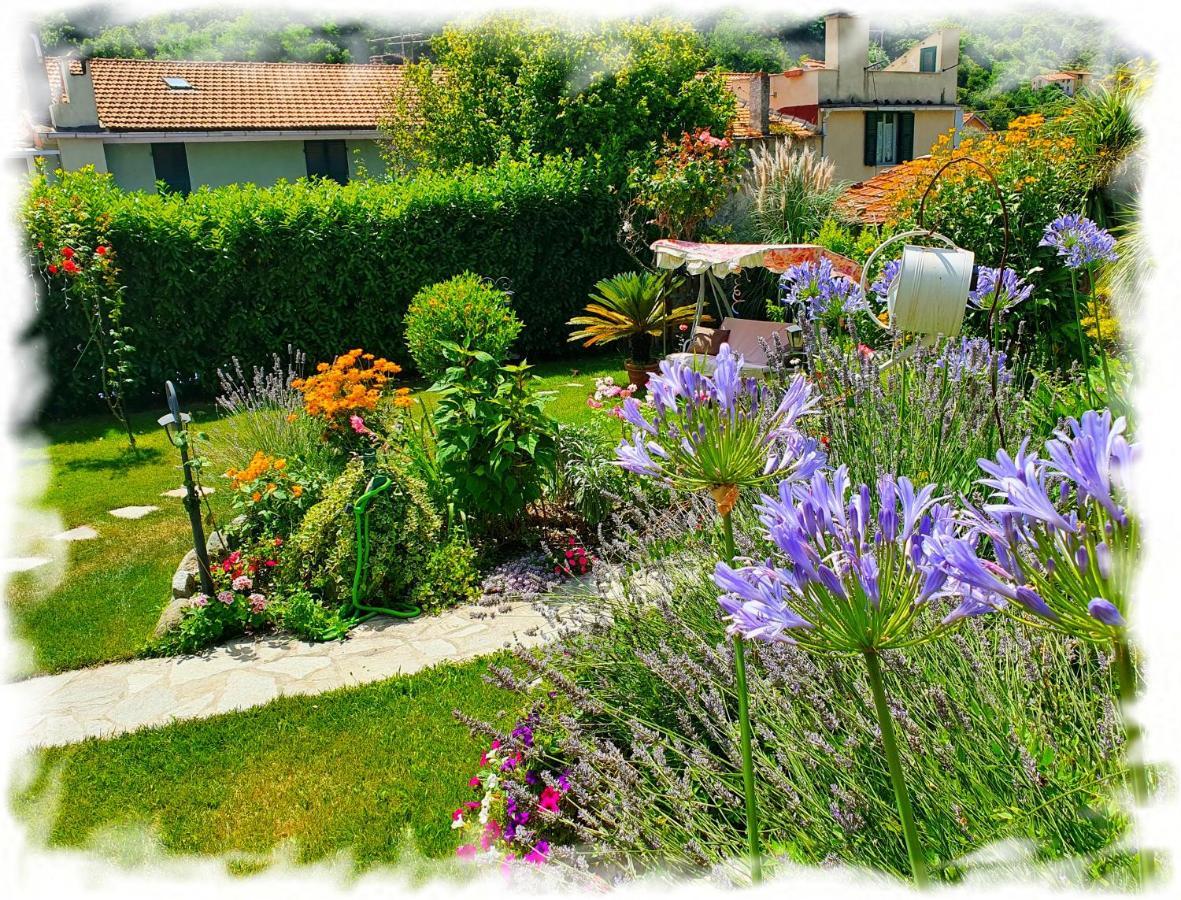 Casa Vacanze Family Albisola Superiore Exterior photo