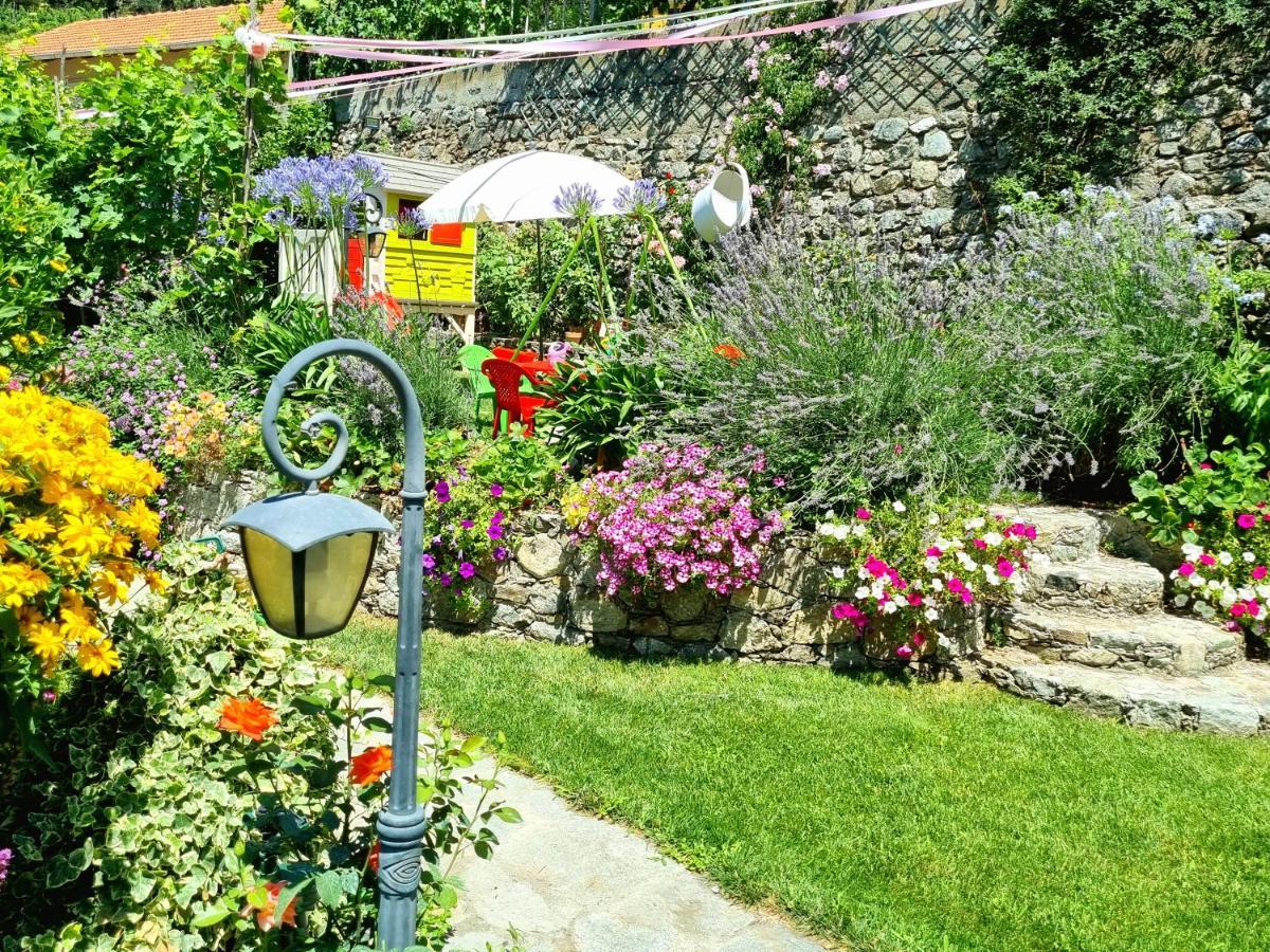 Casa Vacanze Family Albisola Superiore Exterior photo