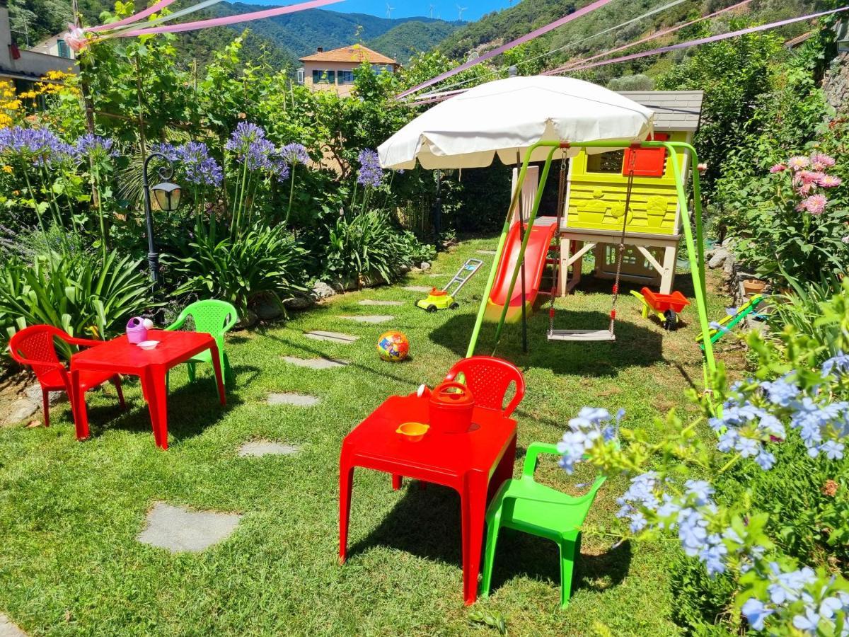 Casa Vacanze Family Albisola Superiore Exterior photo